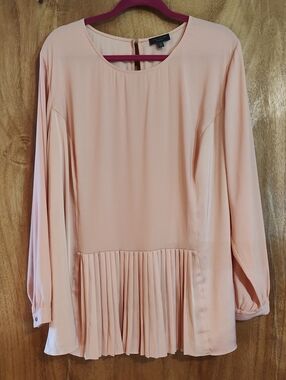 *Like New* The Limited Satin Mixed Media Blouse Peach Pleated Long Sleeve 2X